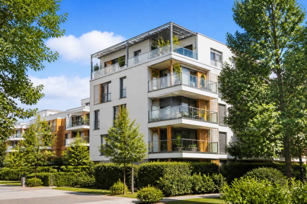 Batiment bbc en copropriété : obligations, avantages et conseils pour le conseil syndical
