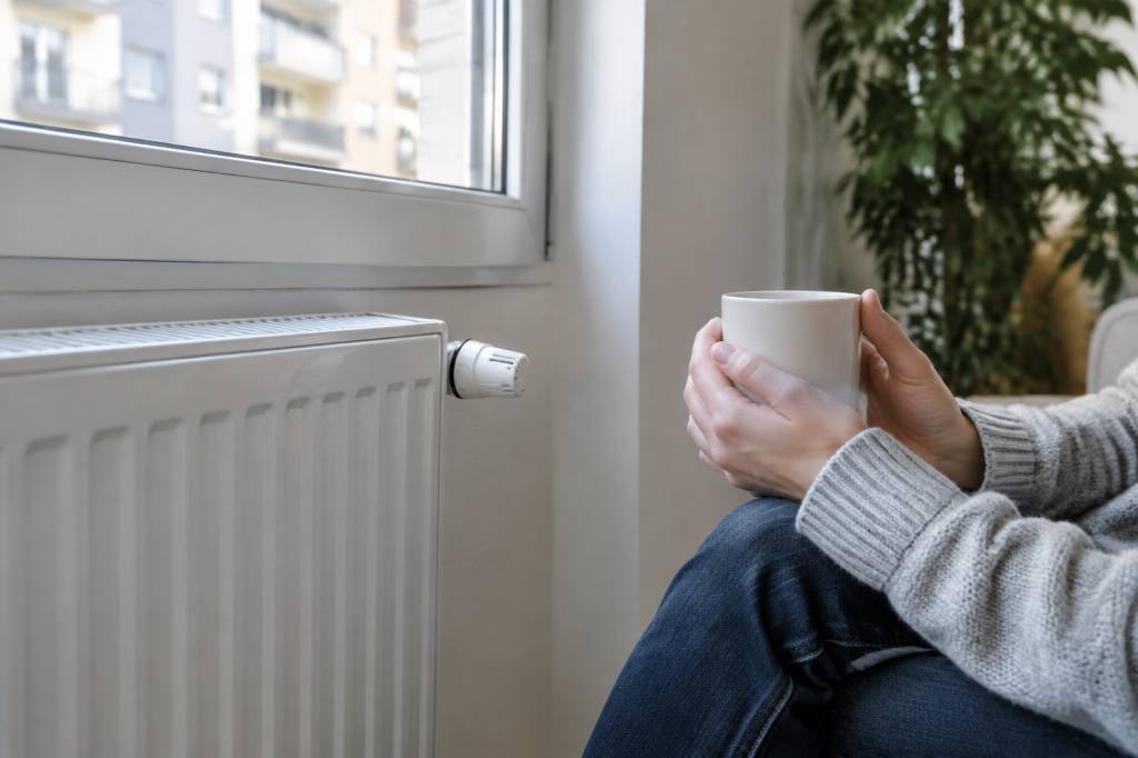 Quand allumer le chauffage collectif : règles, dates et décisions en copropriété